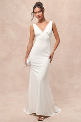 Captivating Promise White Sleeveless Mermaid Maxi Dress