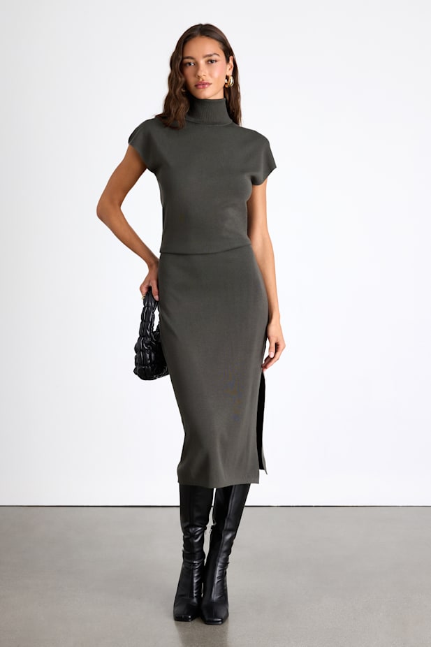 Ashford Grey Turtleneck Short Sleeve Sweater Midi Dress
